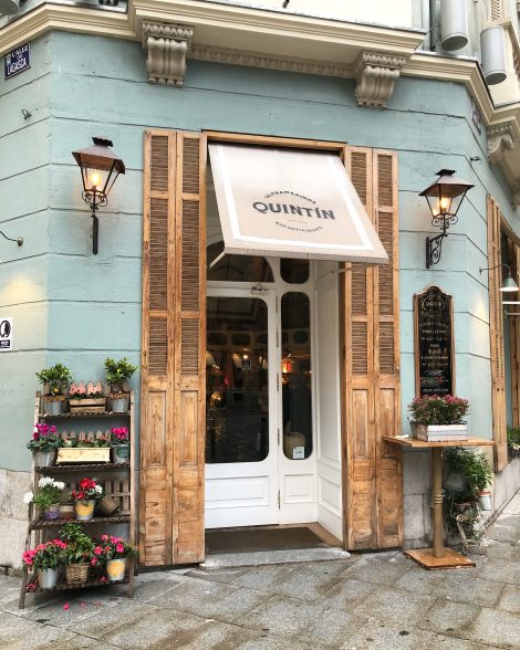 Quintini Ultramarinos Calle Jorge Juan Madrid Salamanca Espanha Spain España Tapas