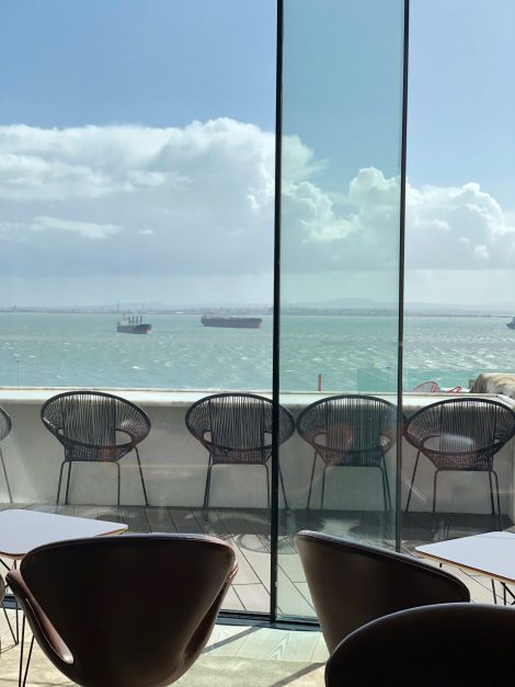 Vista linda Rio Tejo Memmo Alfama Hotel Lisboa PortugalCharme boêmio no coração Alfama